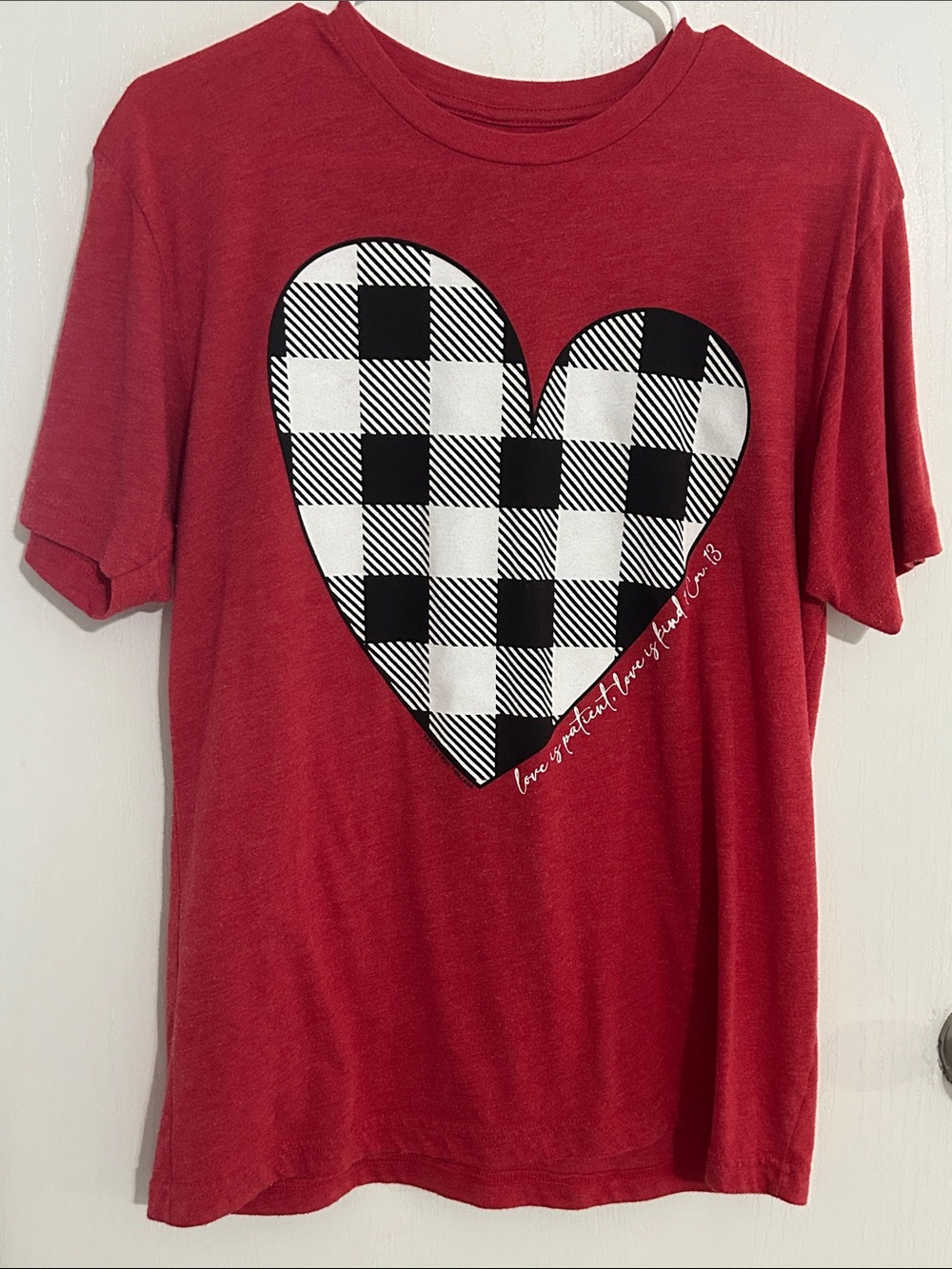 Red Short-Sleeve Heart Graphic Tee - Brand Unknown